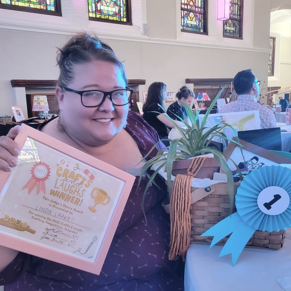 Meet your Posher, Linda - Picture 1 of 4